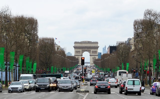 wandelen Vergelijken hun Goedkoop parkeren Parijs